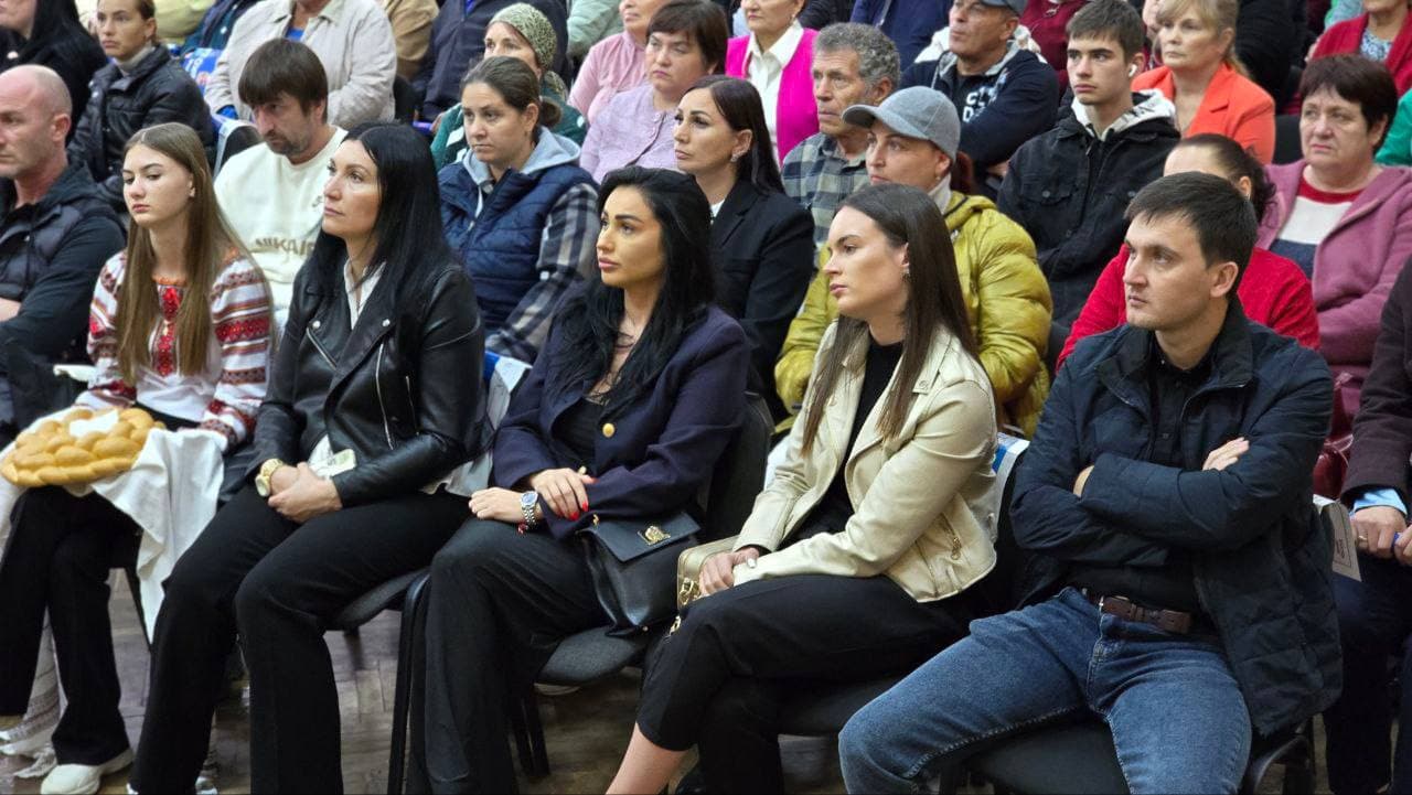Renato Usatîi, la Florești: Republica Prezidențială și măsuri radicale – singura soluție pentru Moldova! (2)