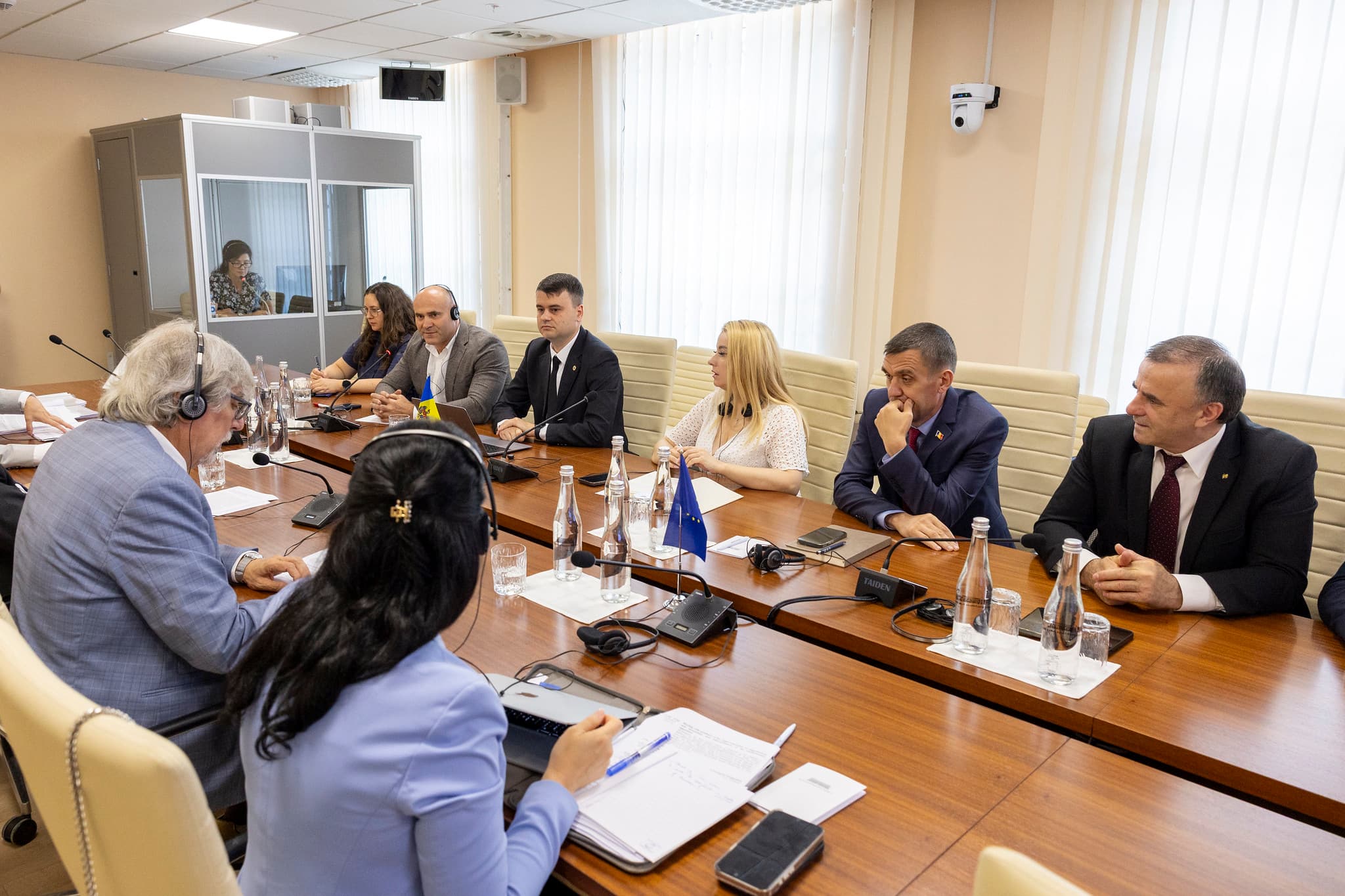Deputatul Partidului Nostru, Alexandr Berlinschii, a prezentat Comisiei de la Veneția amendamente la noul Cod al Parlamentului pentru consolidarea drepturilor opoziției (1)