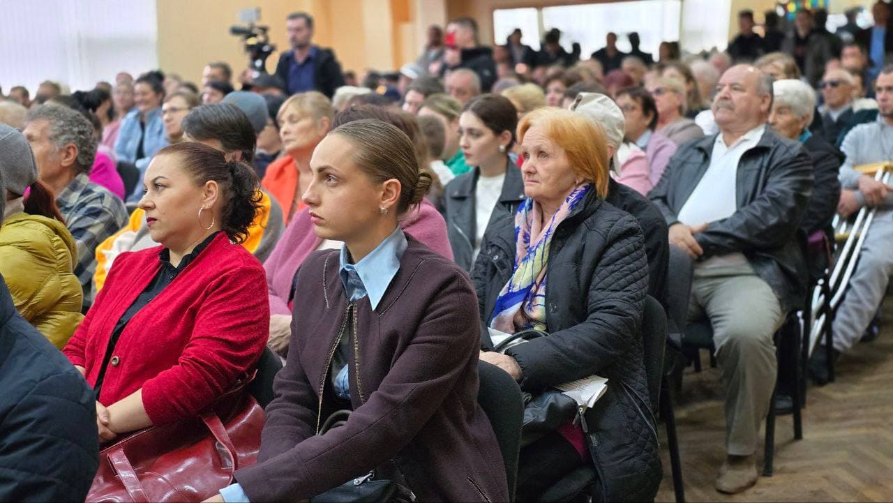 Renato Usatîi, la Florești: Republica Prezidențială și măsuri radicale – singura soluție pentru Moldova! (5)
