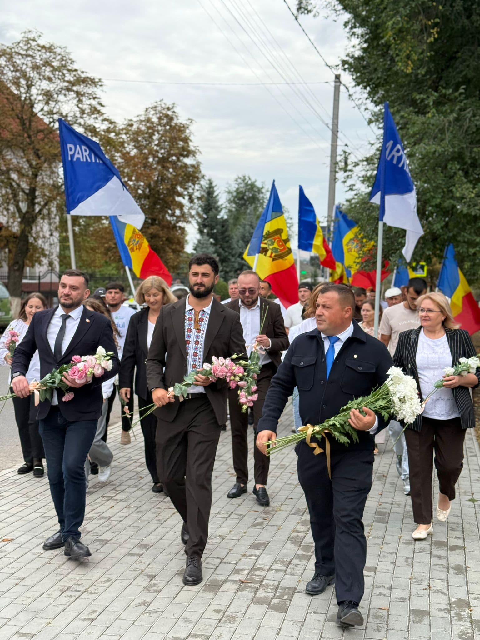 Împreună, de Ziua Independenței: Partidul Nostru alături de oamenii din toată țara (58)