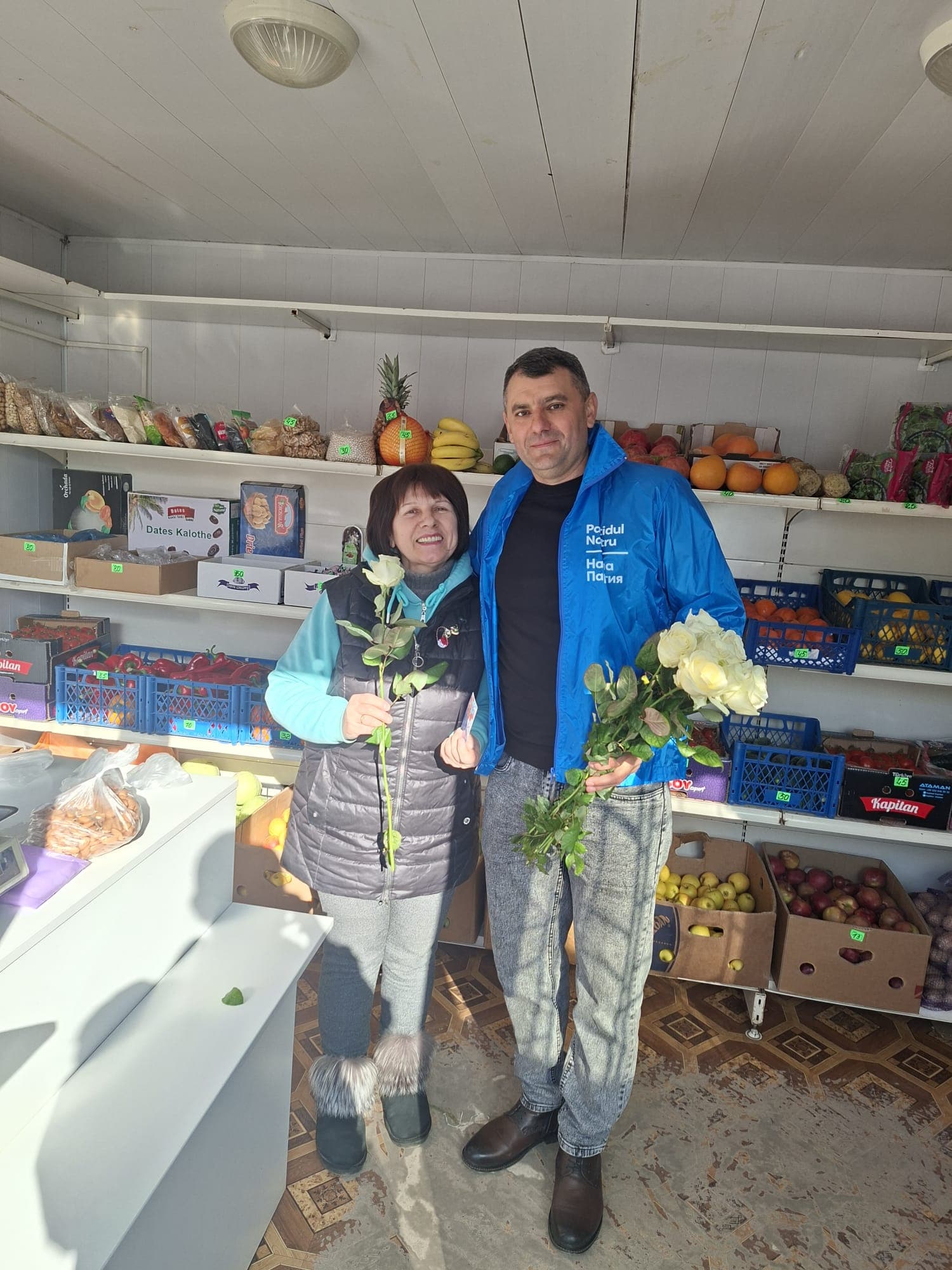 Bărbații Partidului Nostru au felicitat femeile de 8 Martie în toată țara. Renato Usatîi: „Voi sunteți lumina și echilibrul vieților noastre, vă mulțumim!” (56)